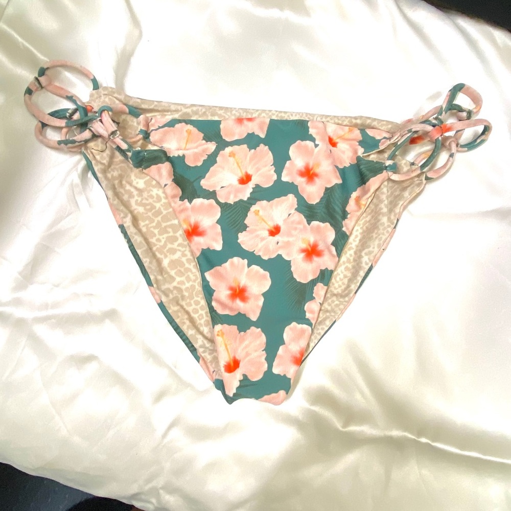 Acacia OG Mahalo Bottoms - L